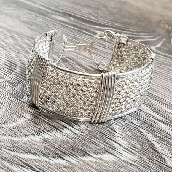 Thick Silver bracelet - Picture 4 of 11